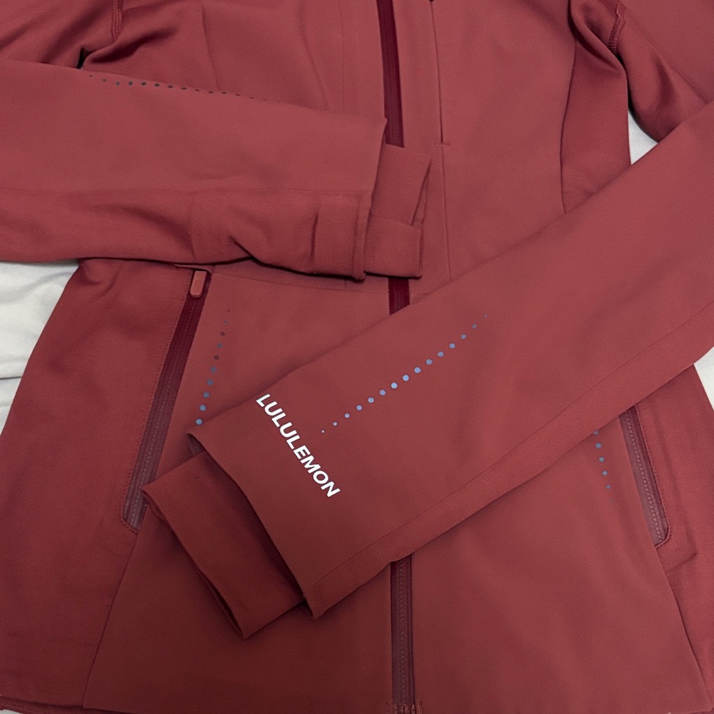 Lululemon Athletica Deep Red Hooded  Jacket - Picture 4 of 13